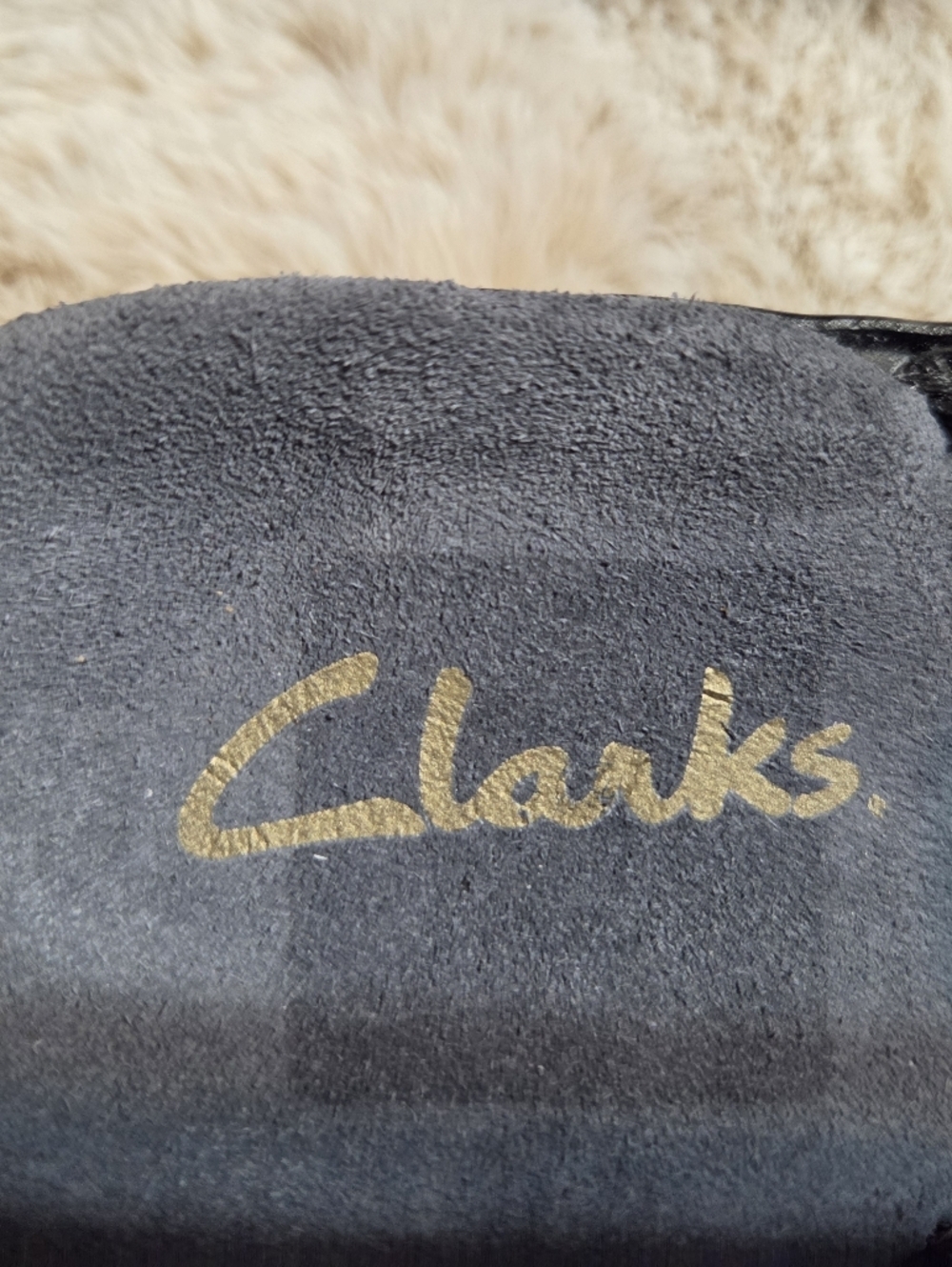 Clarks Stylish Black Slip-On Woven Leather Sandals Sz 8M - Picture 8 of 10